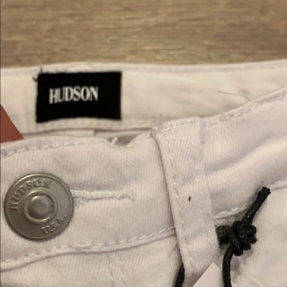 🎉Last deal 🎉Hudson White Jeans 👖 - Picture 5 of 8